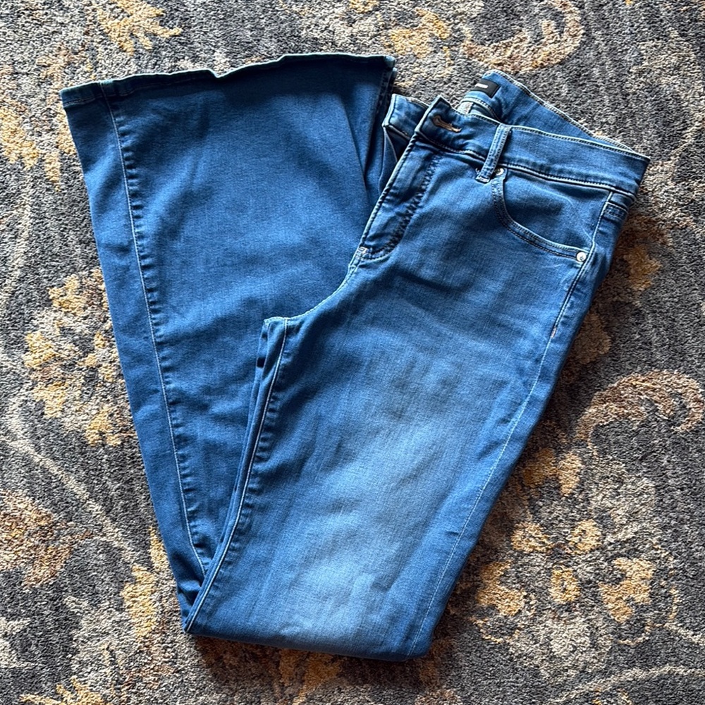 Classic Blue Women's Jeans
